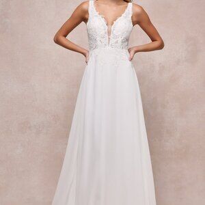 Lulu's wedding dress